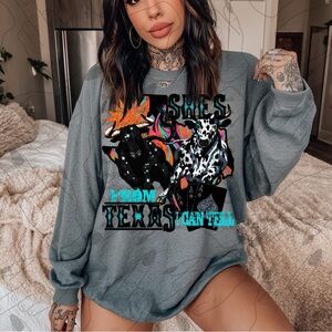 Gray Graphic She’s From Texas I Can Tell  Sweatshirt Small-2X
